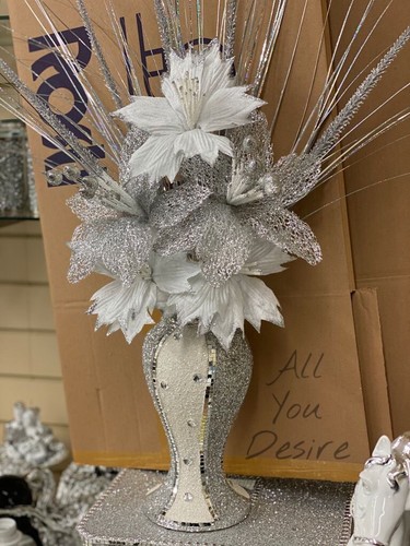 White silver romany vase with - white,