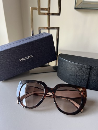 Prada sunglasses pr14ws 01r0a6 - prada,
