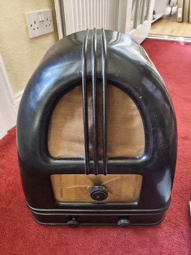 Philco 444 bakelite radio with - bakelite,