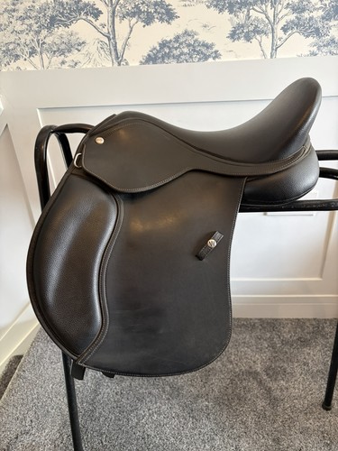 Black wintec pony - black,