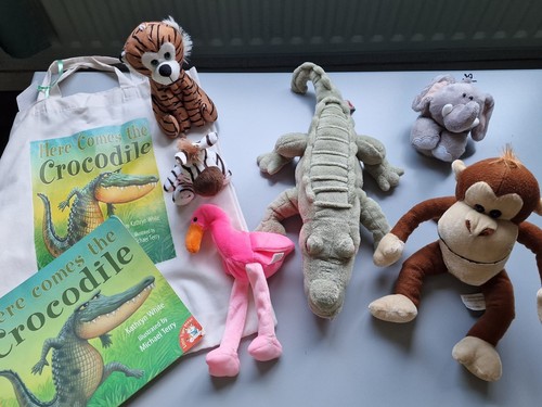 Here comes the crocodile - comes,