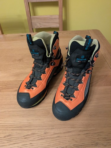 Scarpa charmoz size 5 - charmoz,