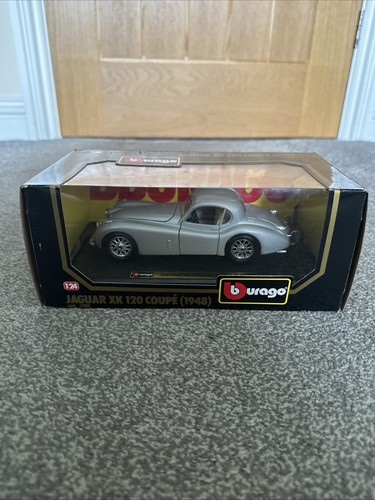 Burago car jaguar xk120 - burago, 1:24