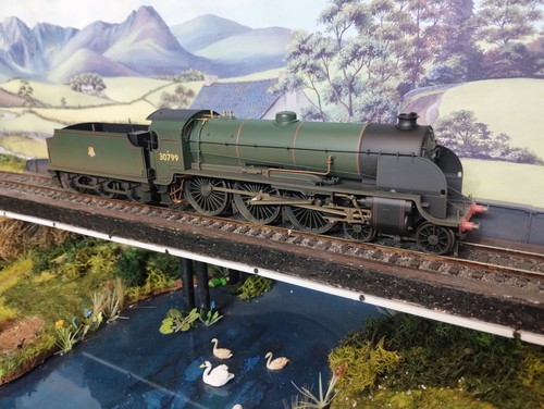 Hornby r2621 weathered - hornby,