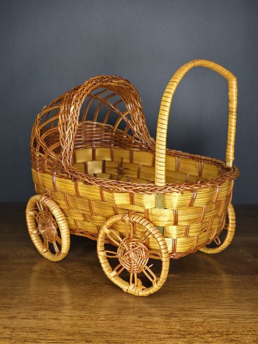 Vintage wicker baby - ​vintage,