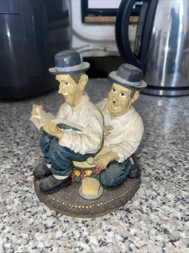 Laurel and hardy reading - and,