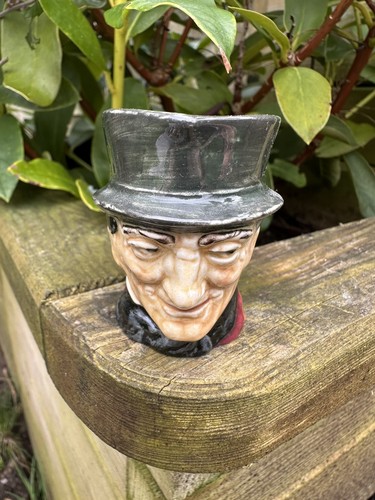 Early vintage royal doulton - early,