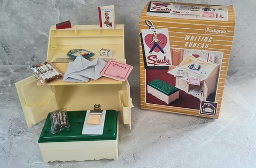 Pedigree sindy writing - sindy, bureau