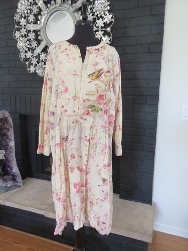 Magnolia pearl floral - 🌸,