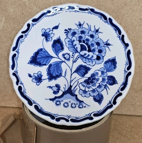 Royal delft blue - delft,