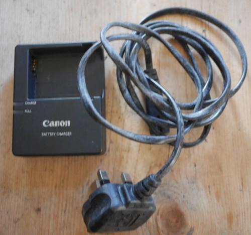 Original canon charger e8e - charger, lp-e8e
