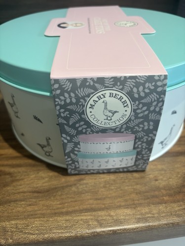 New mary berry cake - tin, set