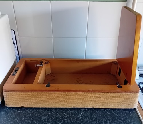 Sewing machine base with - base, pin