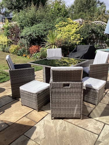 Wicker garden furn set - wicker,