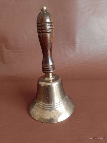 Traditional style school hand