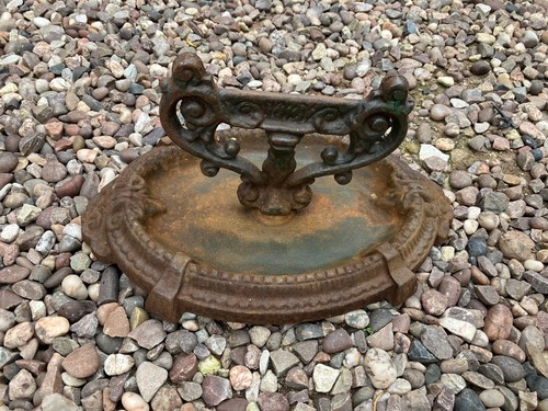 Rustic cast iron vintage - cast,