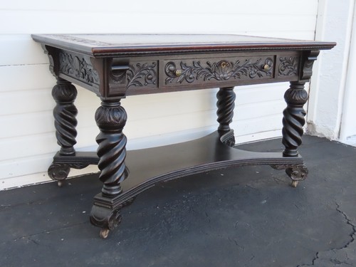 Early 1900s heavy carved tiger - early,