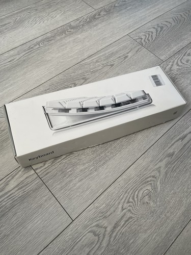 Apple wired keyboard a1048 - wired,