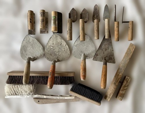 Plaster trowel brush - trowel, working