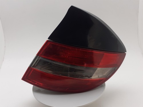 Mercedes class tail light - mercedes,