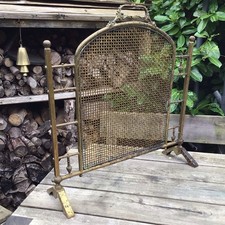Old Vintage Antique Well Used Heavy Patina Brass Fire Guard Place Mesh Screen