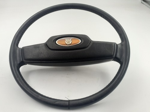 Black steering wheel jaguar - black,
