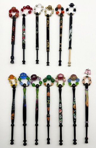 Decorative lace bobbins - 13,