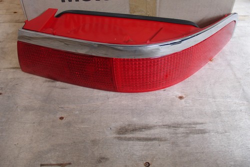 1059141 rear right driver side - right,