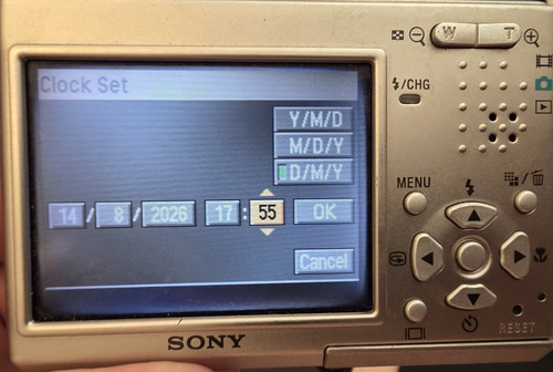 Sony vintage digital camera - t1,