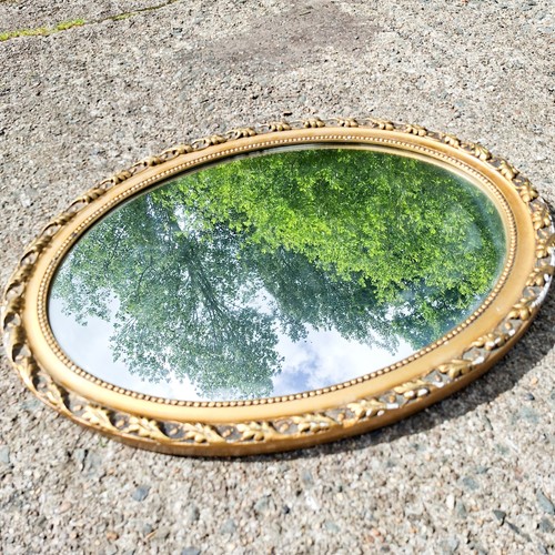 67cm beautiful gilt mirror - 67cm,