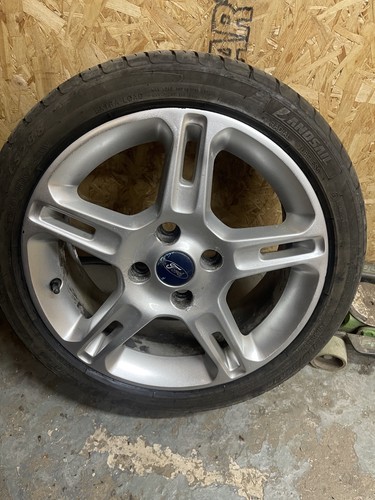 Ford fiesta zetec mk 7 - fiesta,