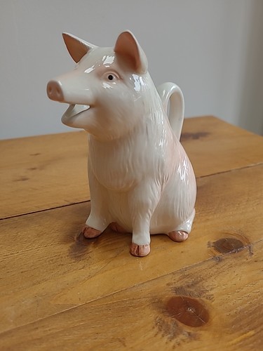 Leonardo ceramic pig creamer - pig,