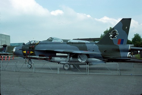 Raf lightning xr724 at - lightning, f.6,
