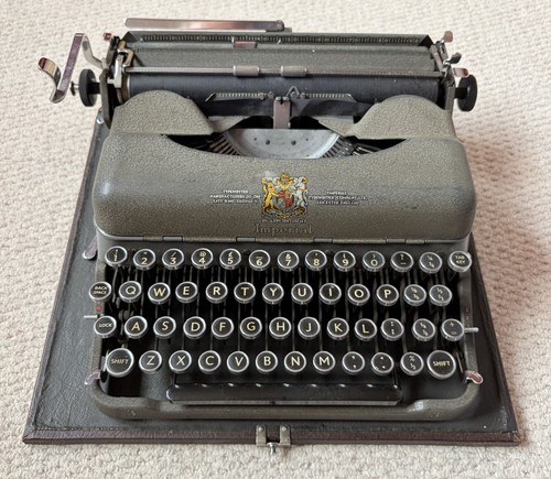 Vintage imperial typewriter - vintage,