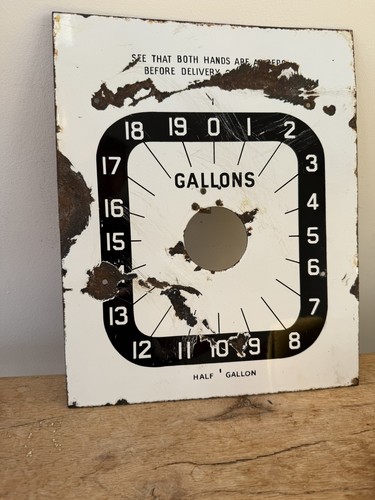 Vintage petrol pump - , avery