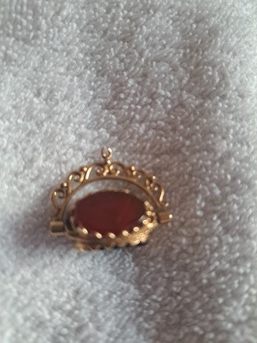 9ct gold spinning fob charm - spinning,