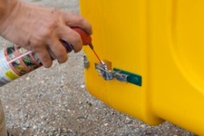 Lower Spring Catch AND Catch