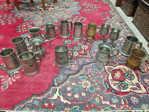 Mixed lot pewter beer tankards - mixed,