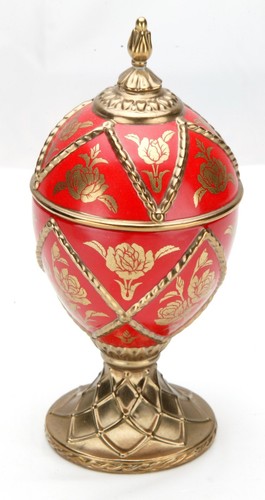 Vintage house faberge - vintage,