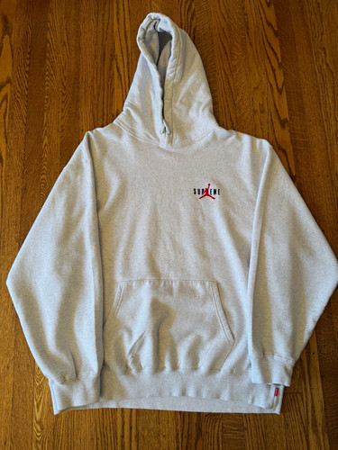 Supreme jordan gray jumpman - x,