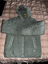 adidas Originals Adventure logo puffer jacket in green