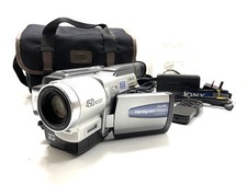 SONY CCD-TRV49E Hi8 Tape Digital Video Camera HANDYCAM Complete Working Set