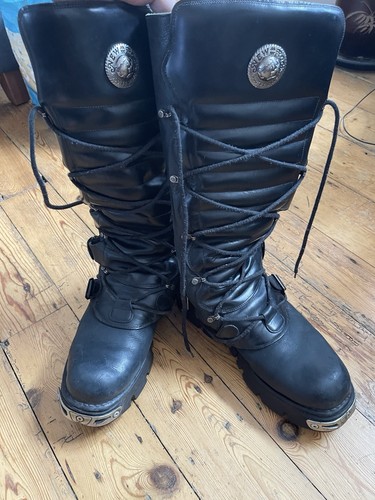 New rock reactor boots size - new,