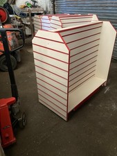 SHOP FITTING, GONDOLA ON