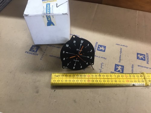 Peugeot 604 time - 604, clock