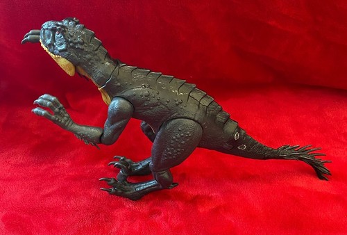 Jurassic world slash n - jurassic,