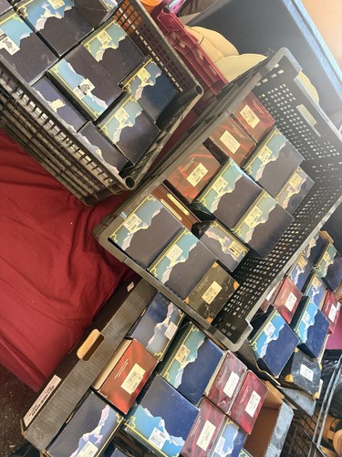 Huge collection 41x boxed - huge,