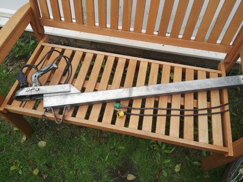 Erde daxara 102 - , bar