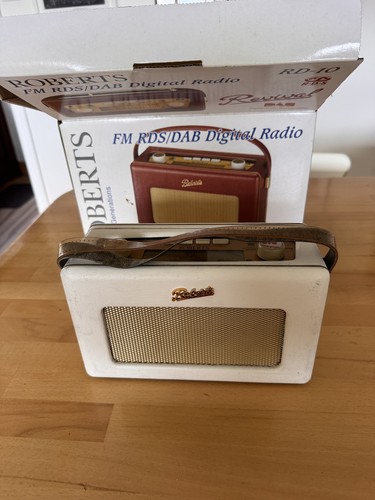 Roberts dab radio - roberts,