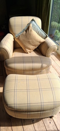 Laura ashley armchair - , foot